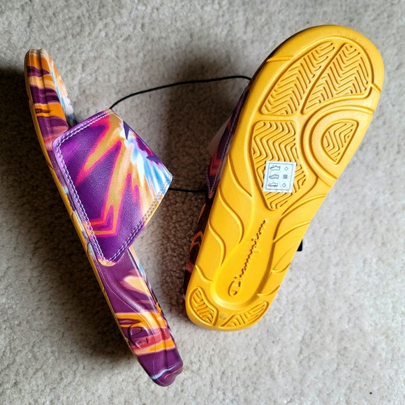 NWT Champion Women's Mega Slide Tie-Dye Sandles Size 8 - Picture 4 of 6